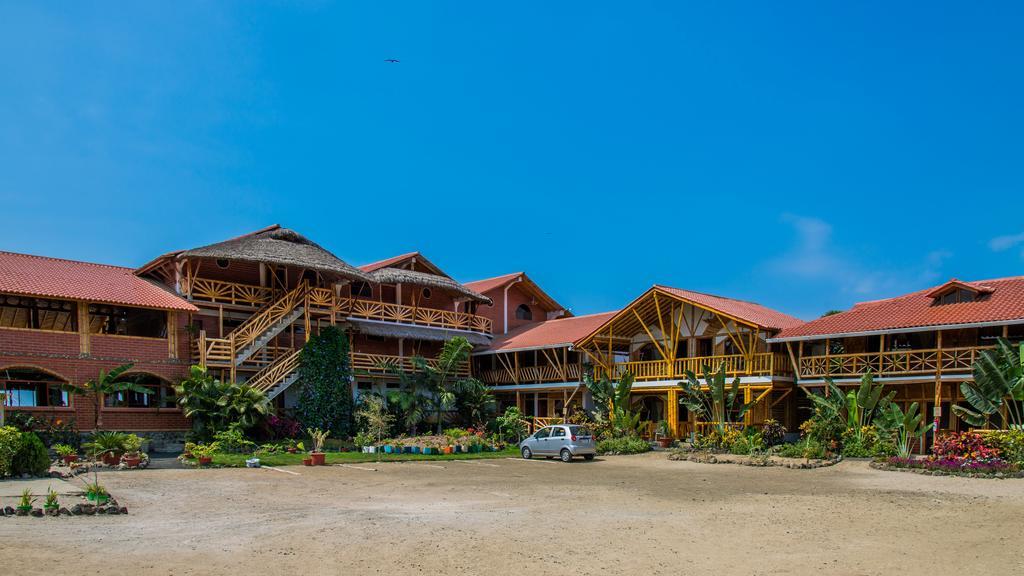 Victor Hugo Hotel Puerto López Eksteriør bilde